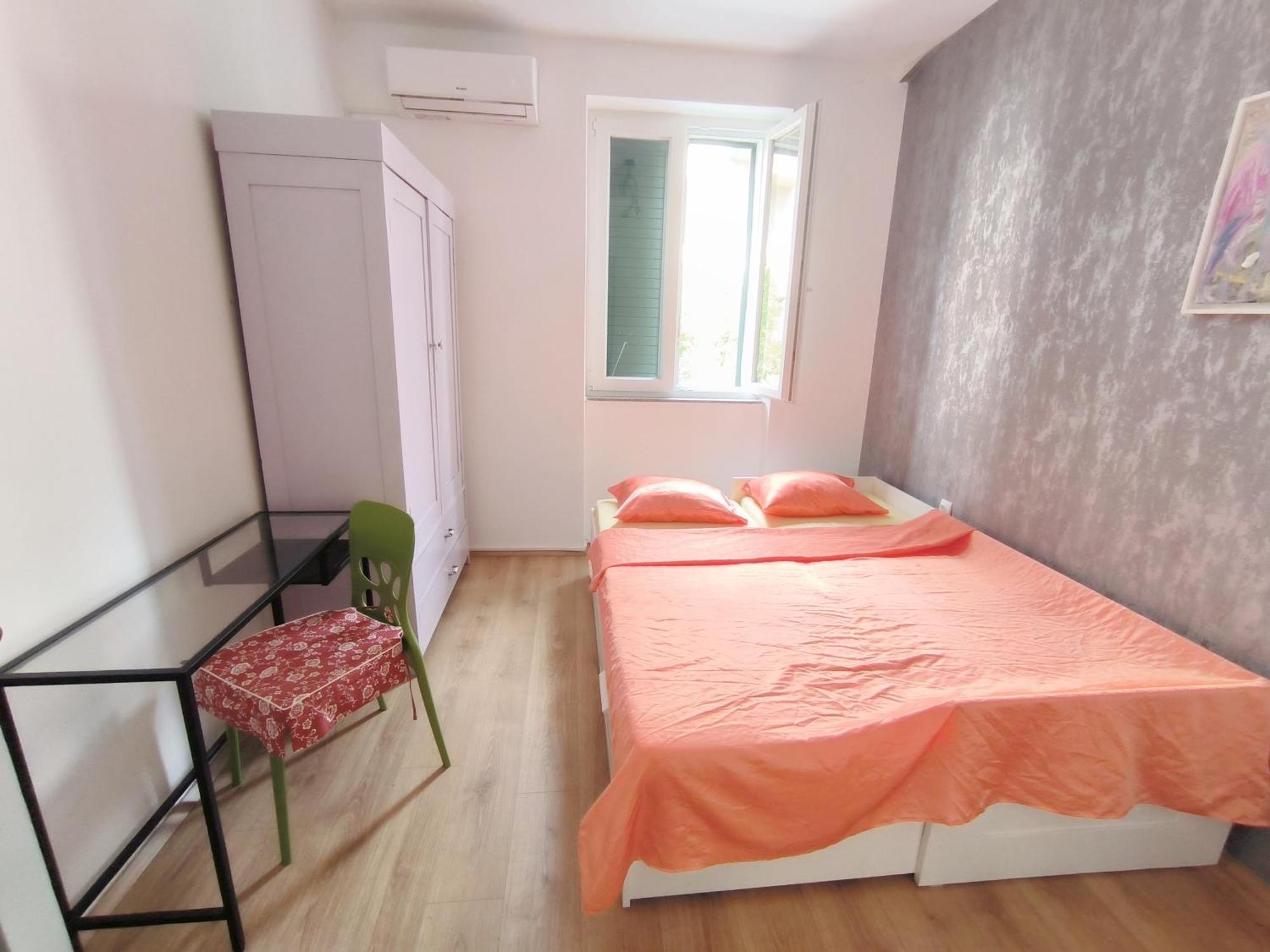 Bright And Colourful Apartment Luce -Sandy Beach Split Kültér fotó